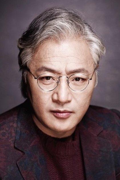 Lee Kyung-young - Actor Profile Photo