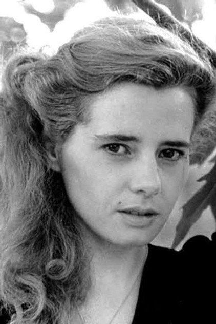 Agnès Garreau - Actor Profile Photo