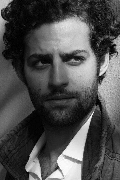 Rafael Naves - Actor Profile Photo