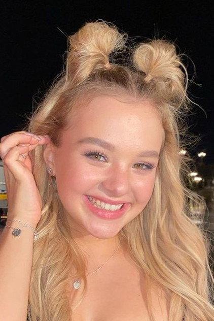 Sofya Plotnikova - Actor Profile Photo