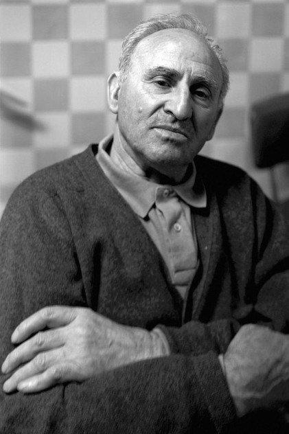 Lucio Urtubia - Actor Profile Photo
