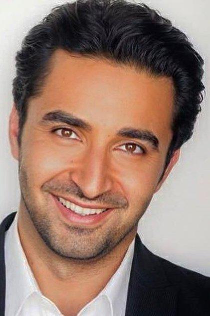Pej Vahdat - Actor Profile Photo