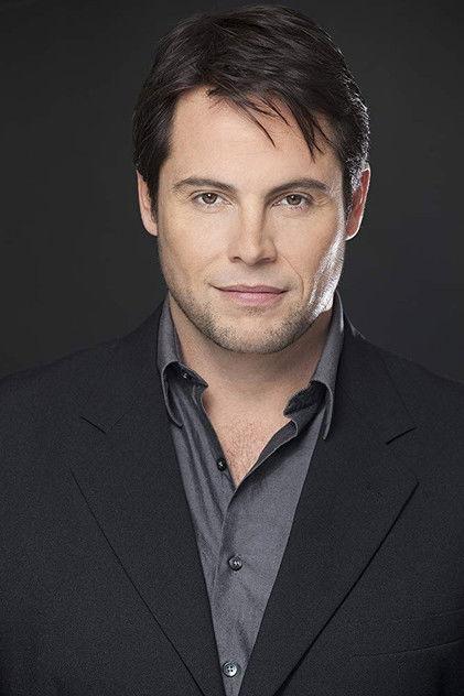 Felipe Aukai - Actor Profile Photo