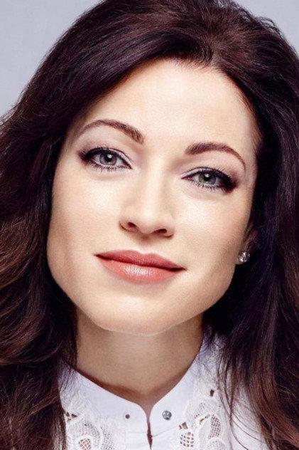 Alyona Khmelnitskaya - Actor Profile Photo