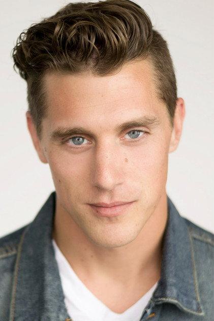 Curtis McGann - Actor Profile Photo