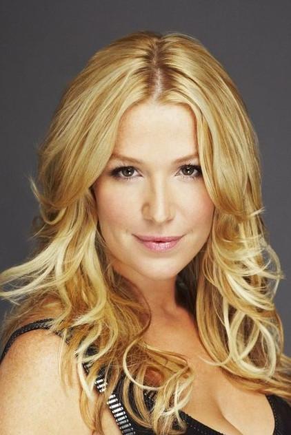 Poppy Montgomery - Actor Profile Photo