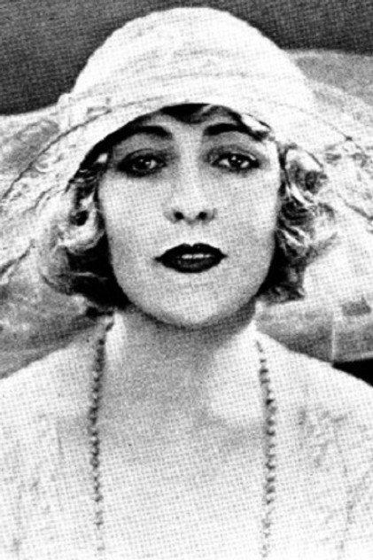 Katharine Lewis - Actor Profile Photo