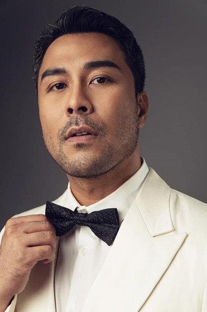 Floyd Tena - Actor Profile Photo