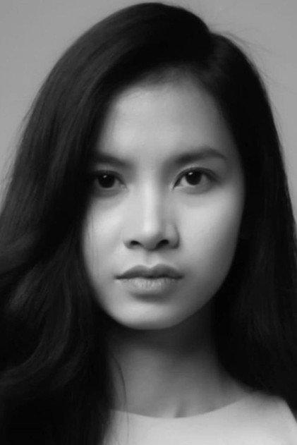 Laras Sardi - Actor Profile Photo