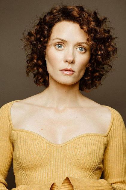 Lara Jean Chorostecki - Actor Profile Photo