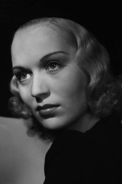 Greta Gynt - Actor Profile Photo