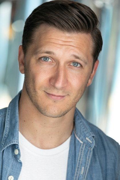 Tom Hendryk - Actor Profile Photo