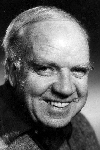Henki Kolstad - Actor Profile Photo