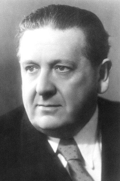 Theodor Pištěk - Actor Profile Photo