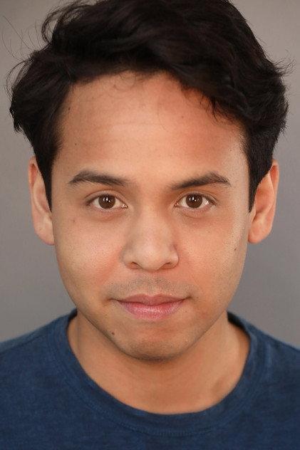 Steven Ronggur - Actor Profile Photo