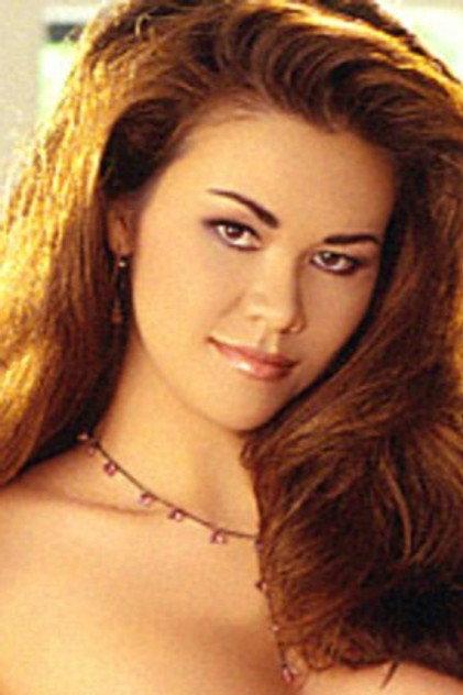 Shannon Lea - Actor Profile Photo