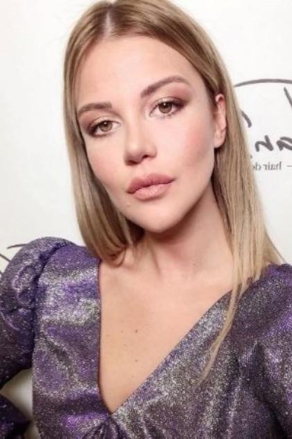 Aslı Turanlı - Actor Profile Photo