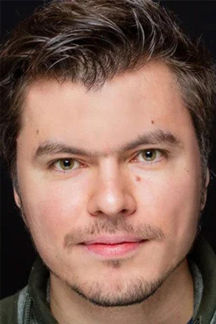 Antoine Dukravetz - Actor Profile Photo