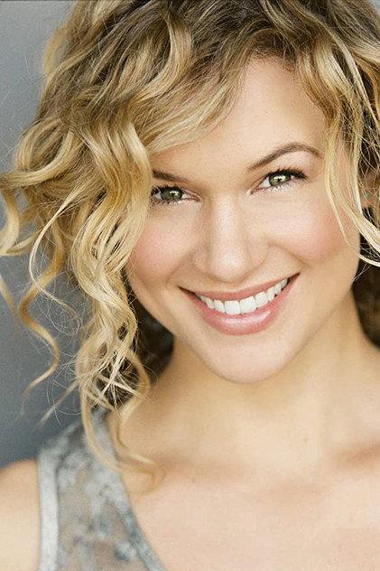 Sarah Souza - Actor Profile Photo