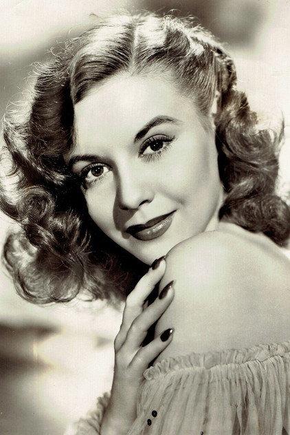 Paula Drew - Actor Profile Photo