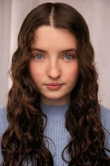 Lucy Halliday - Actor Profile Photo