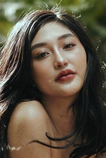 Eunice Santos - Actor Profile Photo