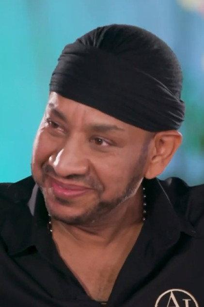 Essam Karika - Actor Profile Photo
