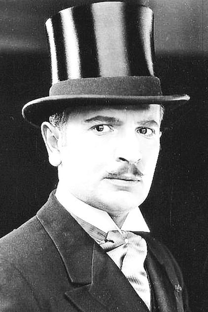 Max Barwyn - Actor Profile Photo