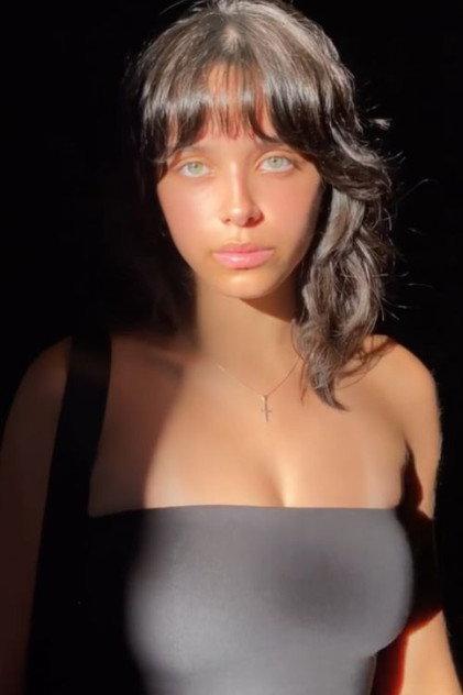 Faye Kimmijser - Actor Profile Photo