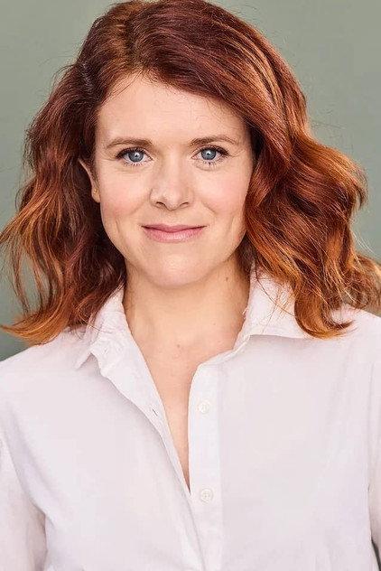 Claire Neumann - Actor Profile Photo