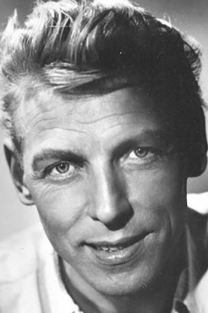 Til Kiwe - Actor Profile Photo