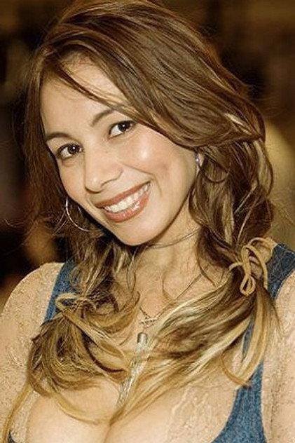 Nissa Hall - Actor Profile Photo