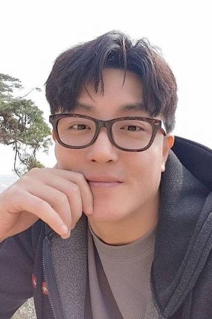 James - Actor Profile Photo
