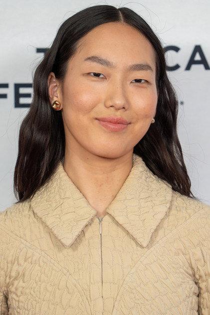 Madison Hu - Actor Profile Photo