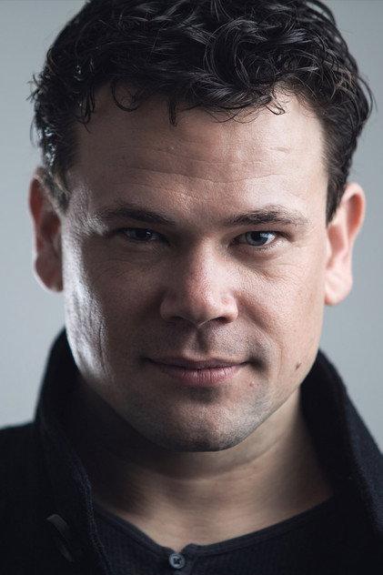 Richard Lothian - Actor Profile Photo