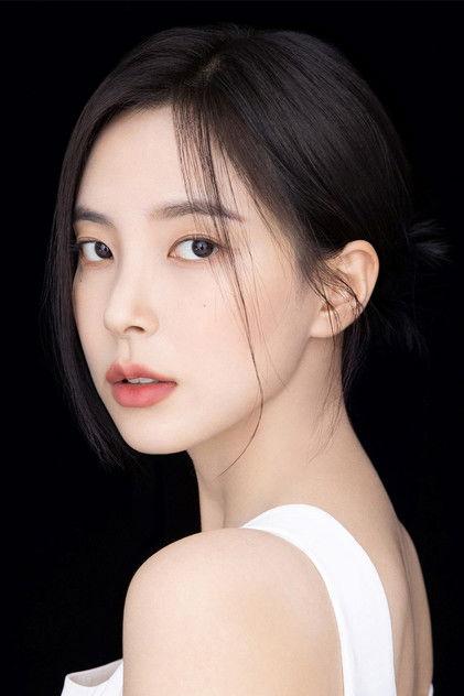 Shin Su-hyun - Actor Profile Photo