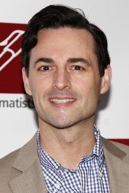 Max von Essen - Actor Profile Photo