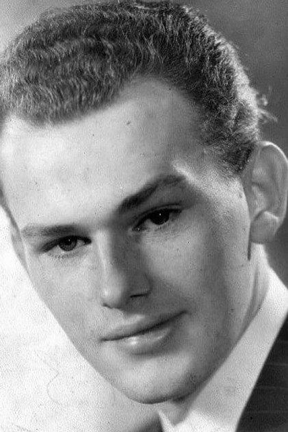 Robert Duke - Actor Profile Photo