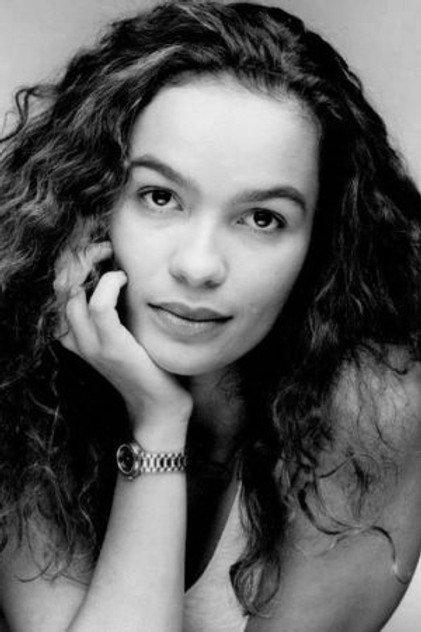 Julie Mauduech - Actor Profile Photo