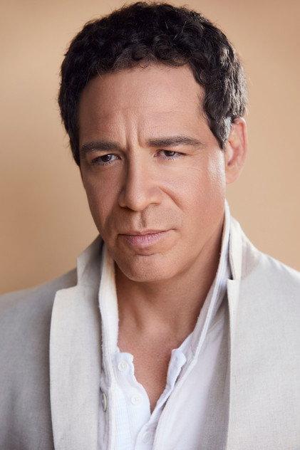 Hector Hugo - Actor Profile Photo