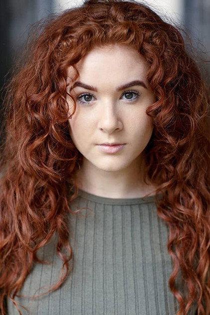 Niamh Lynch - Actor Profile Photo