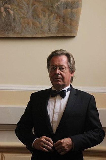 Roger Dale - Actor Profile Photo