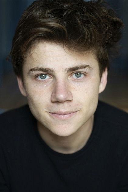 Félix Lefebvre - Actor Profile Photo