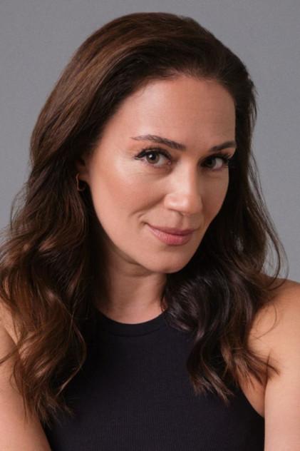 Özge Borak - Actor Profile Photo