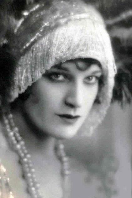 Edna Mae Cooper - Actor Profile Photo