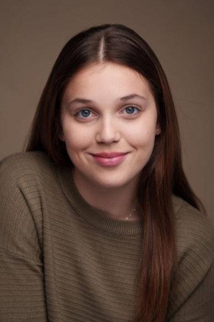 Maïla Valentir - Actor Profile Photo