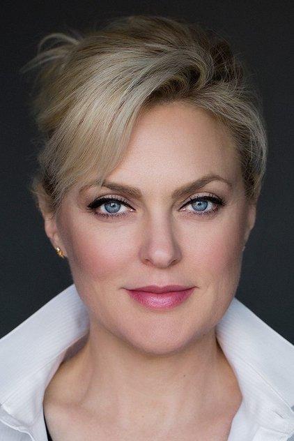 Elaine Hendrix - Actor Profile Photo