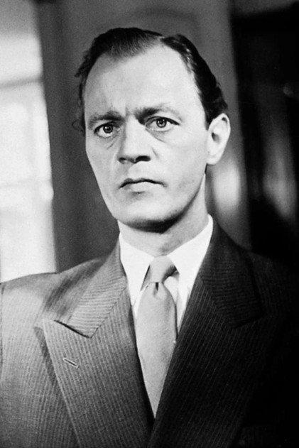 Nils Hallberg - Actor Profile Photo