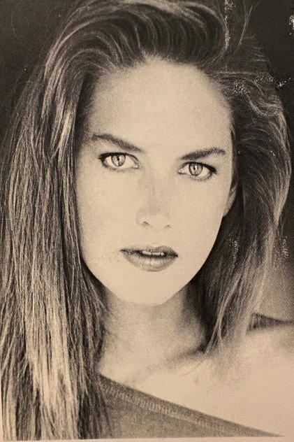 Elizabeth Barclay - Actor Profile Photo