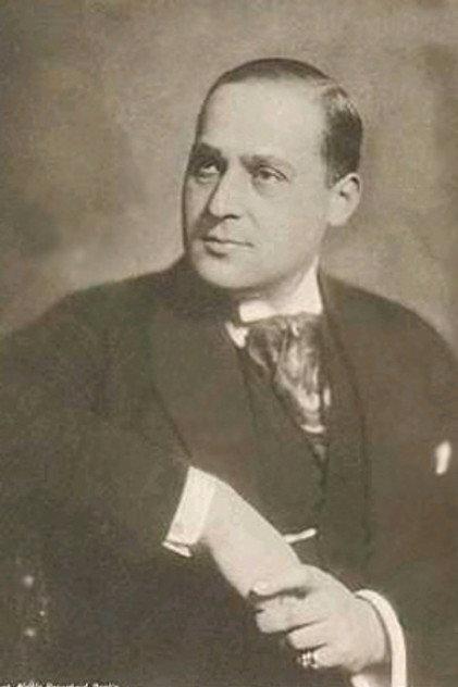 Felix Basch - Actor Profile Photo